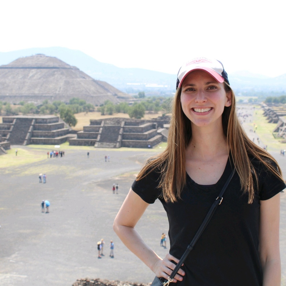 Meet your Posher, Emily